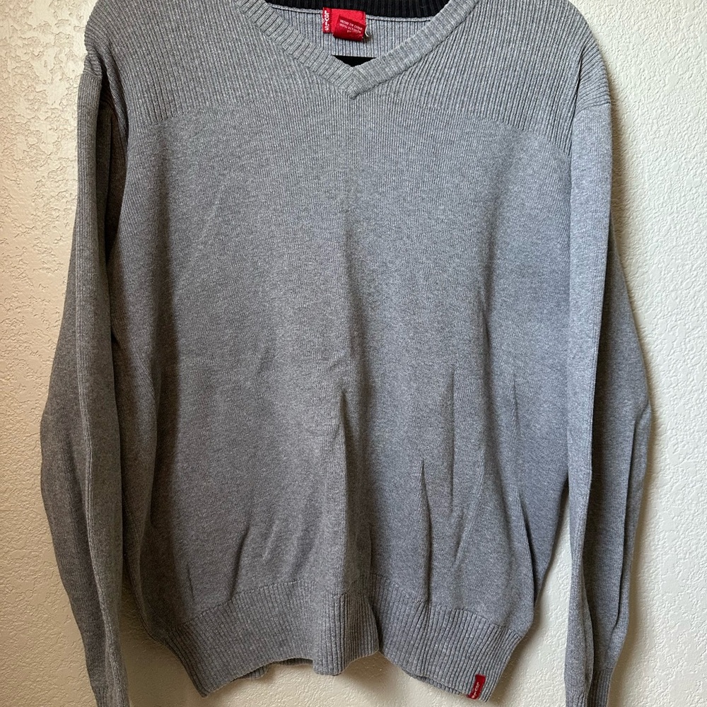 Levi's Classic Gray V-Neck Sweater